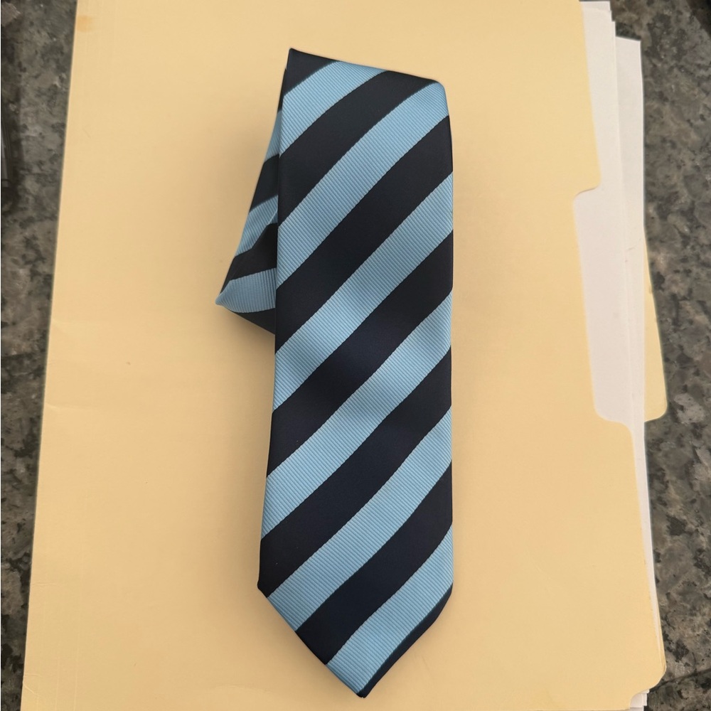 Children’s Place blue tie